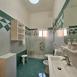 Daisy House